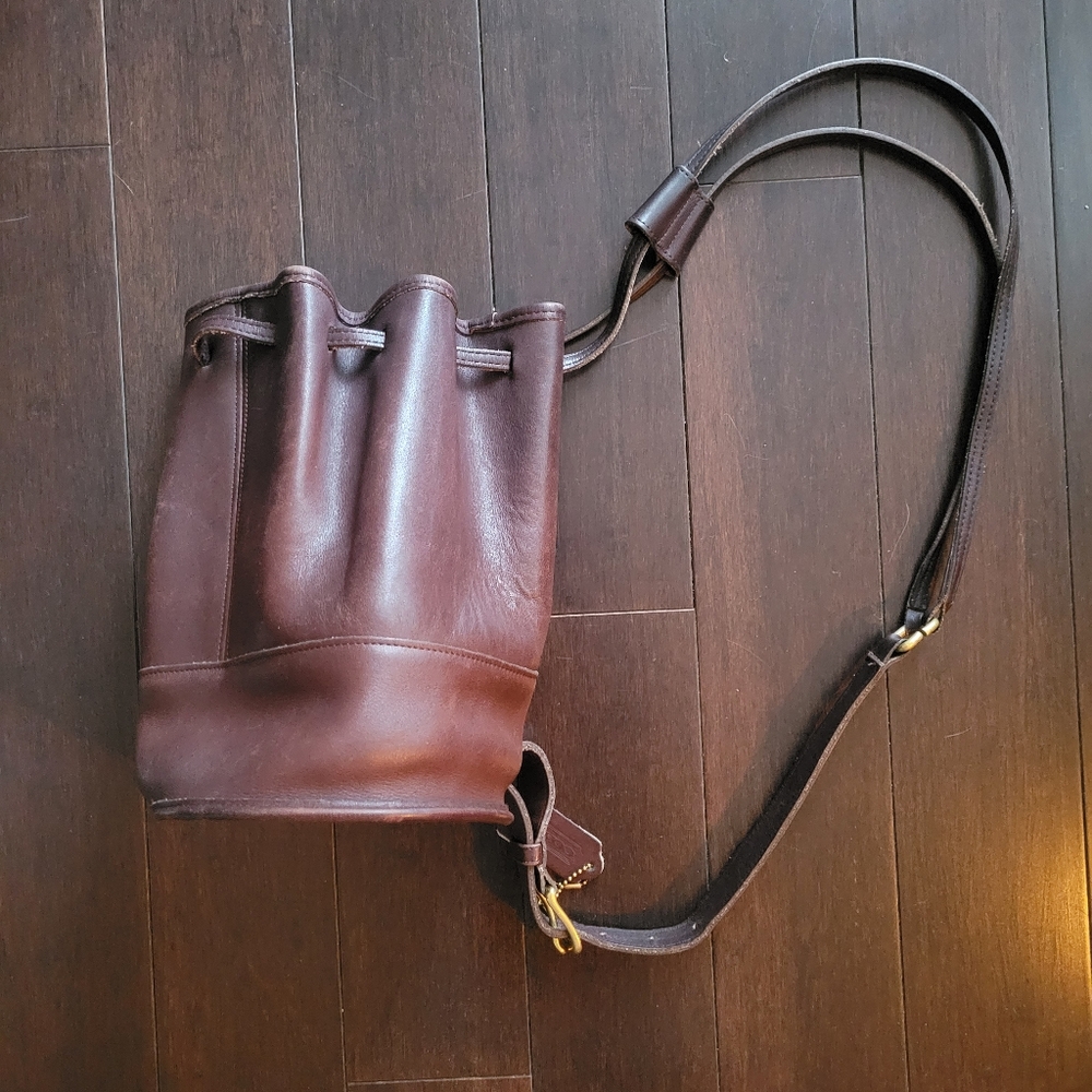 VINTAGE RARE  1995 COACH Bixby Sling Authentic Dark Red Leather Shoulder Bag